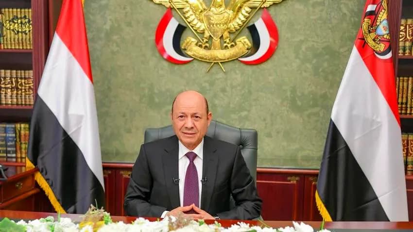 رئيس المجلس الرئاسي: الدعم السعودي الإماراتي للبنك المركزي قيد التنفيذ