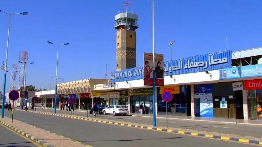 مليشيا الحوثي تضع قائمة اشتراطات أمام الراغبين بالسفر من مطار صنعاء