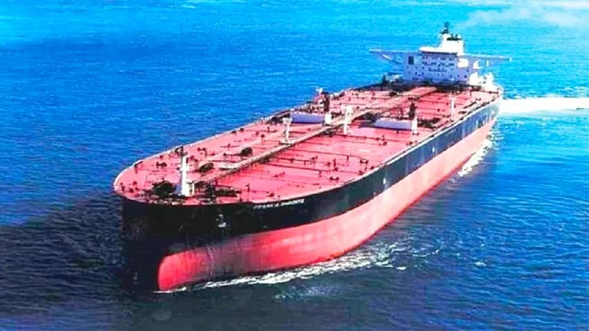 بسبب التهديد البيئي المحتمل.. الولايات المتحدة وهولندا تجددان الدعوة إلى إنقاذ ناقلة صافر