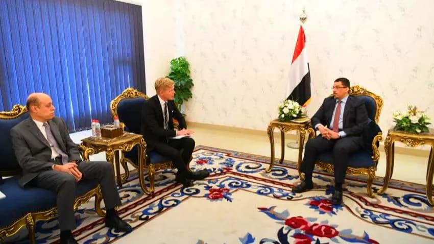 عرقلة الهدنة.. الحكومة اليمنية تطالب غروندبرغ باستخدام لغة واضحة