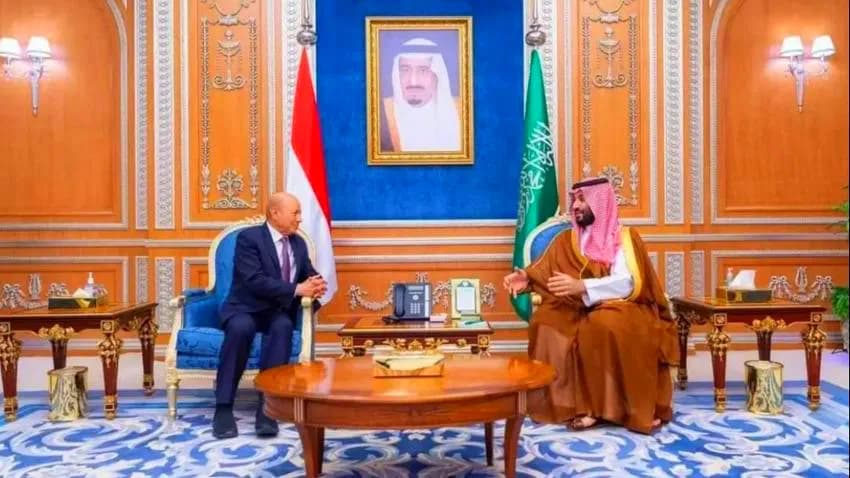 السعودية تضغط على مجلس القيادة الرئاسي لتغيير وزراء الإصلاح والحقائب السيادية