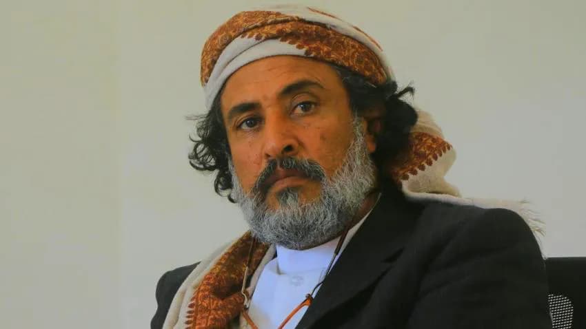 مصادر لبلقيس: السعودية تمنع محافظ الجوف أمين العكيمي من العودة إلى اليمن