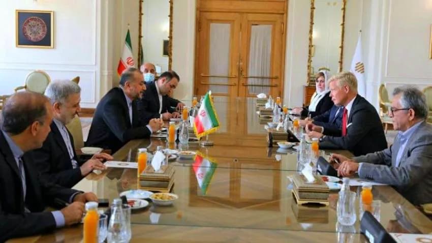 المبعوث الأممي يزور طهران ومليشيا الحوثي تهدد بالتصعيد