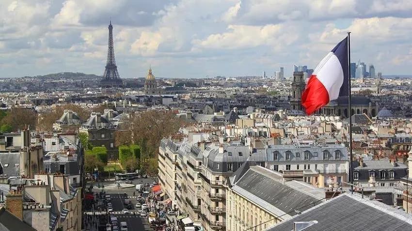 فرنسا تطالب مليشيا الحوثي بوقف التصعيد