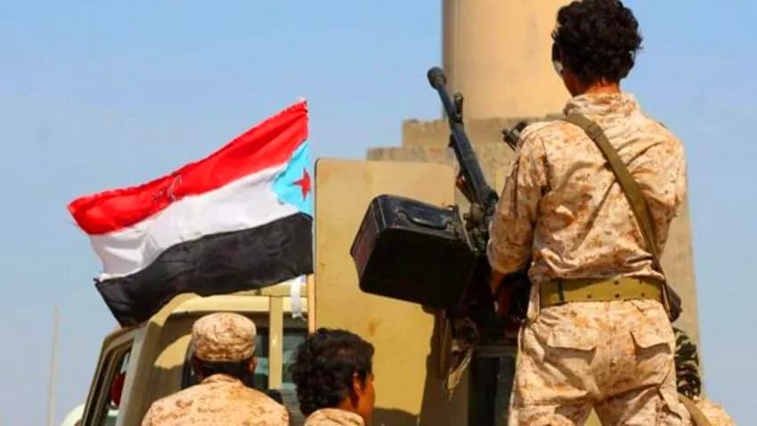 الانتقالي يجدد تهديداته بالتصعيد ضد القوات الحكومية في حضرموت والمهرة