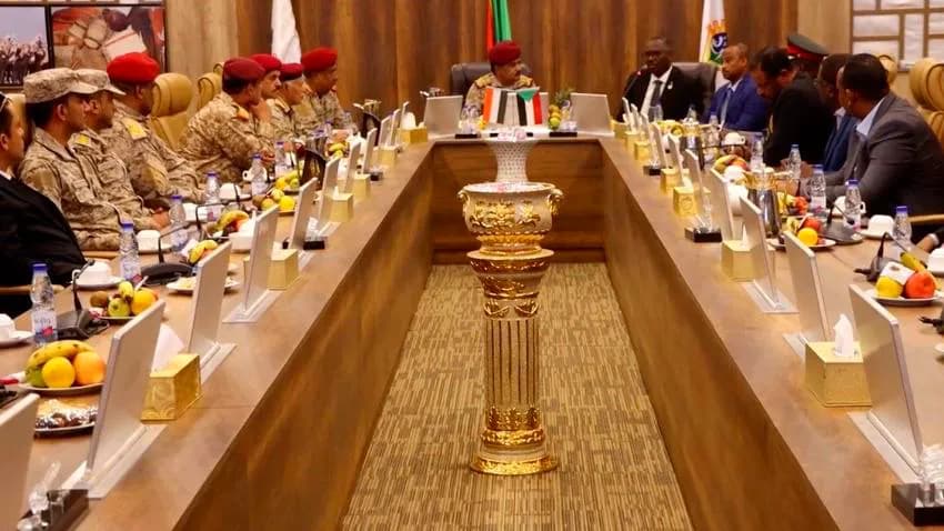 اليمن والسودان يوقعان مذكرة تفاهم لتعزيز وتطوير التعاون في مجالات التدريب وتأهيل القيادات