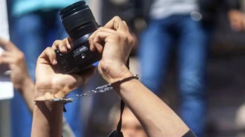 اليوم العالمي لحرية الصحافة.. مطالبات بالإفراج عن الصحفيين اليمنيين