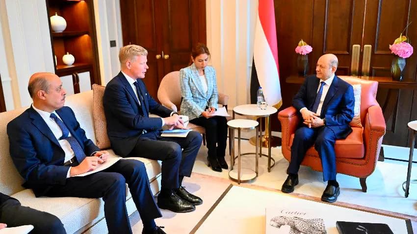 مصادر سياسية: لا عروض للمجلس الرئاسي ومليشيا الحوثي تشترط تصفية الشرعية