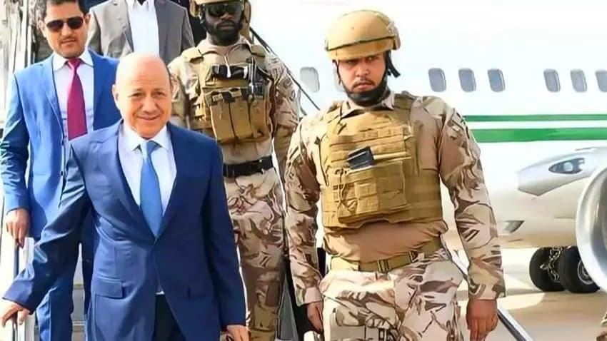 العليمي يصل حضرموت برفقة وفد سعودي