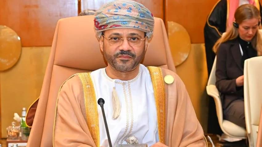 وزير الخارجية العماني: مسقط تبذل كل جهدها ليصبح اليمن سعيداً وقد طال أمد الحرب كثيراً
