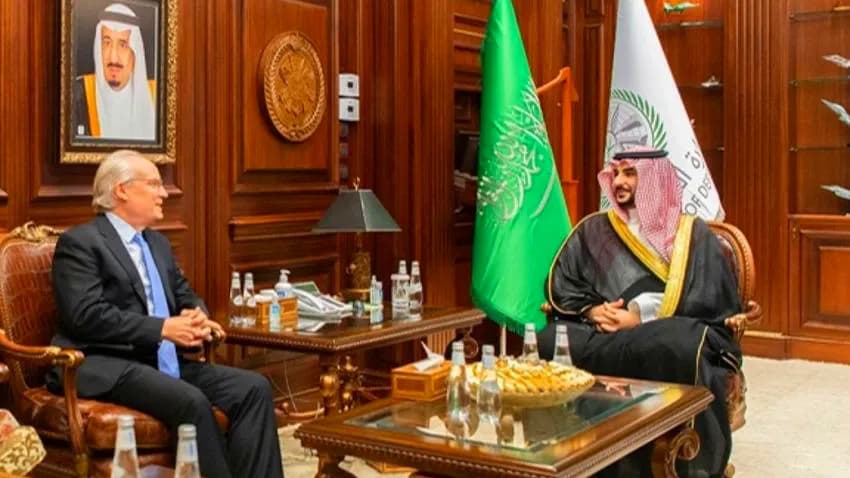 ليندركينغ يزور الخليج هذا الأسبوع ويبحث تأمين ممرات بحرية آمنة للشحن العالمي