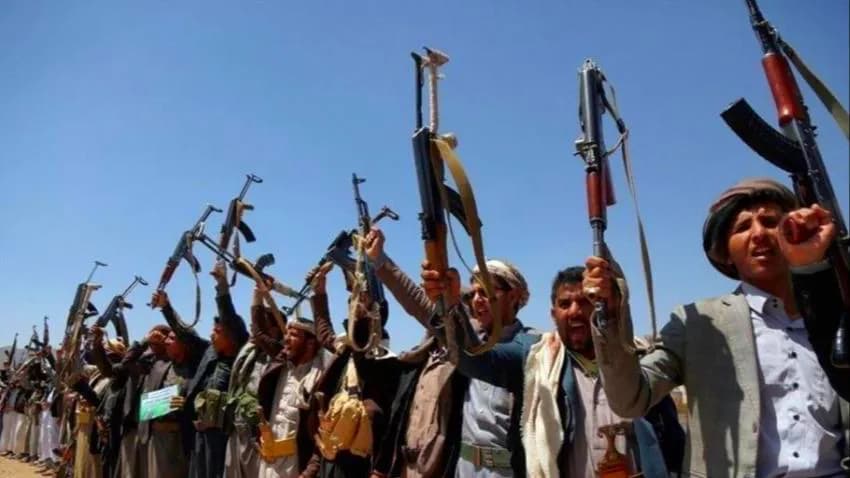 الحوثيون يتوعدون بعمليات نوعية من التصعيد ضد السفن التجارية