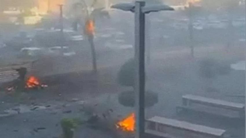 إصابة 22 إسرائيليا بينهم 2 بحالة خطرة إثر سقوط مسيرة قادمة من اليمن في إيلات
