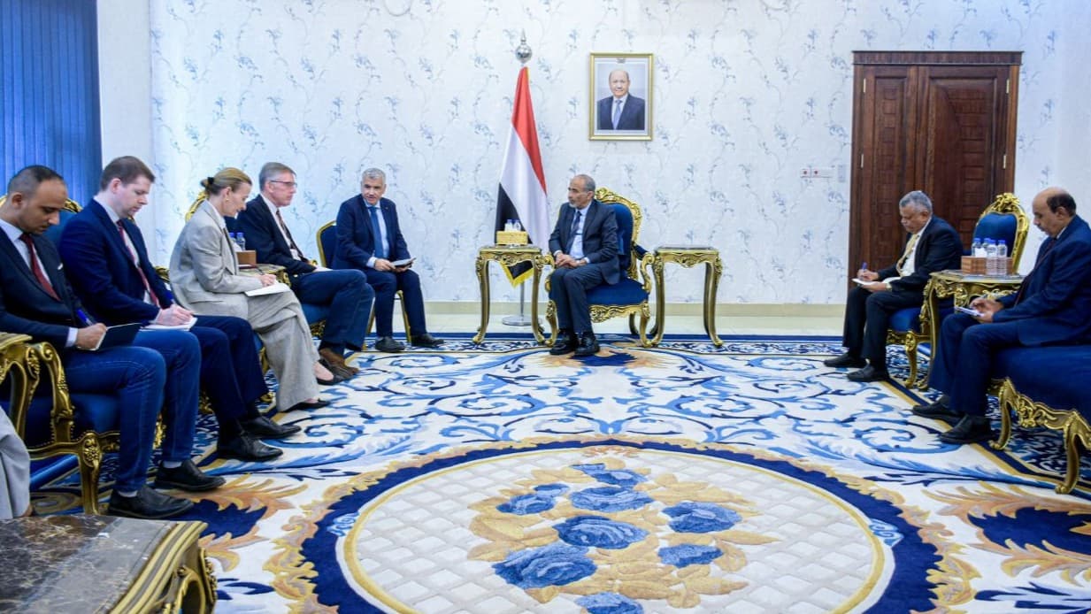 لقاء يمني أممي يبحث أمن الملاحة ودعم إيران للحوثيين