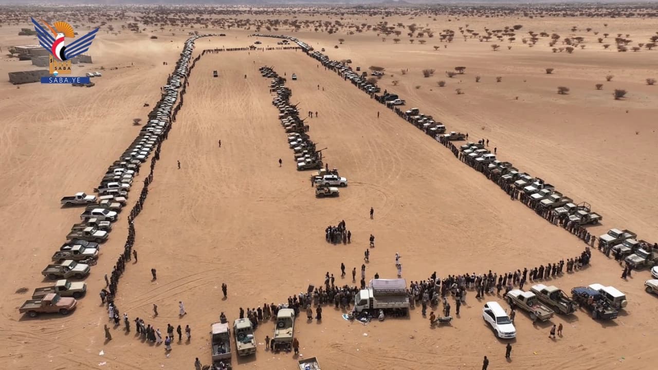 الحوثيون يحشدون القبائل في عدة محافظات ويعلنون الاستعداد لما يصفونه بـ"معركة إنهاء الحصار"