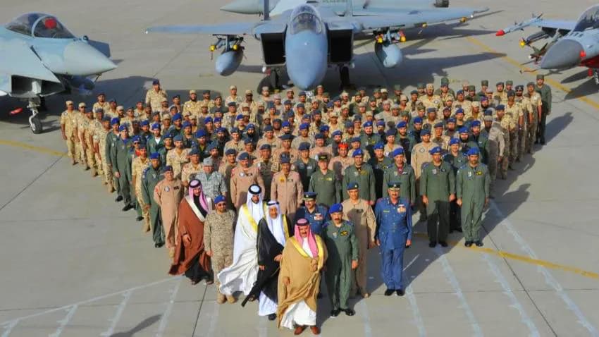 لماذا فشلت كل تحالفات السعودية منذ بداية الحرب في اليمن؟
