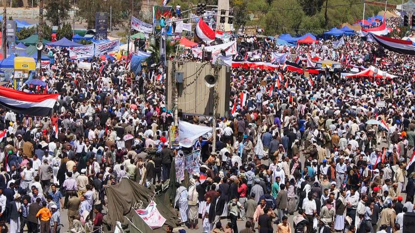 "ثورة 11 فبراير".. معنى أن يكسر الشعب حاجز الخوف