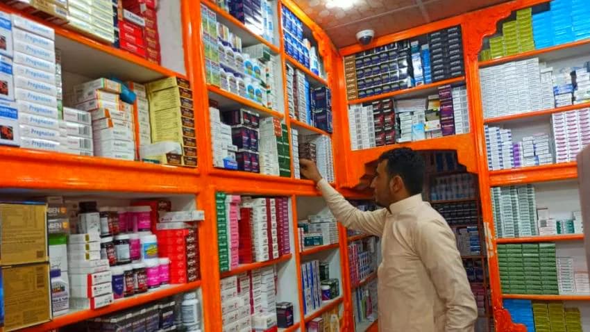 غلاء الأدوية .. معضلة المرضى وتساهل السلطات في تعز