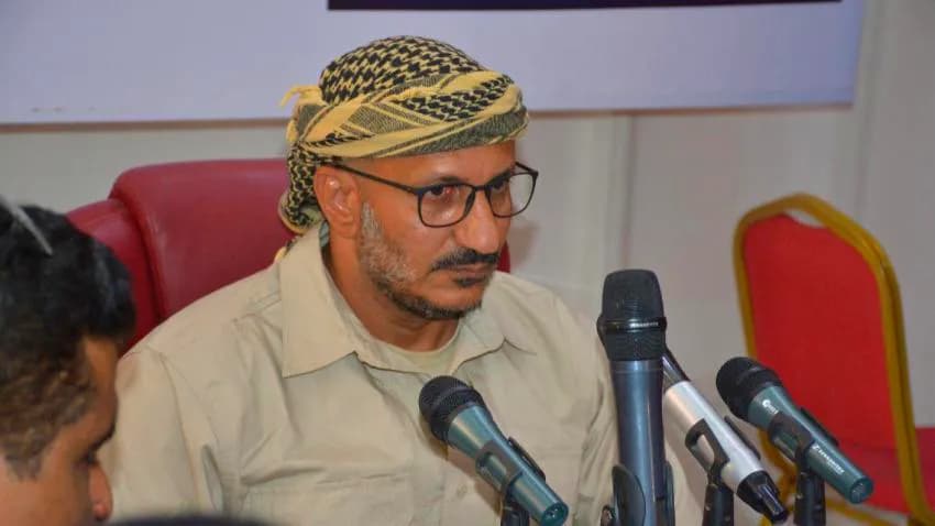 طارق صالح وعلاقته بتعز.. حل أم مؤامرة؟