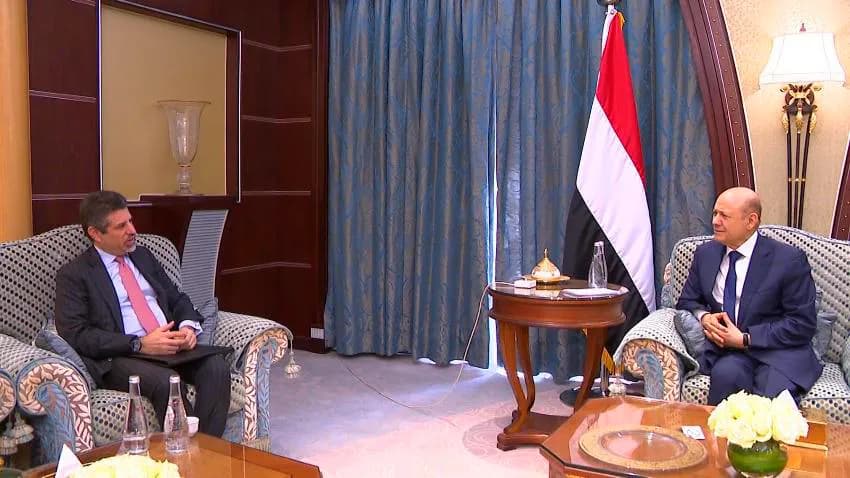 القيادة الرئاسي المنفي في الرياض يطالب بوضع حد لانتهاكات الحوثيين في الداخل