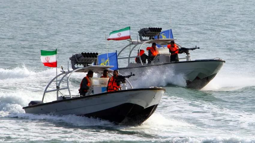 ما أهداف إيران من التغلغل في جنوب البحر الأحمر والقرن الأفريقي؟