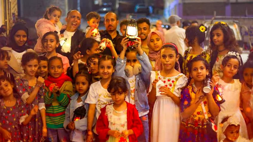 تعز.. تقاليد متوارثة ومظاهر احتفالية شعبية في شهر رمضان