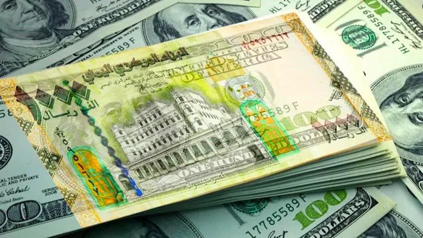 الدولار الواحد بـ 1720 ريالاً.. ملامح أزمة اقتصادية جديدة تهدد اليمنيين