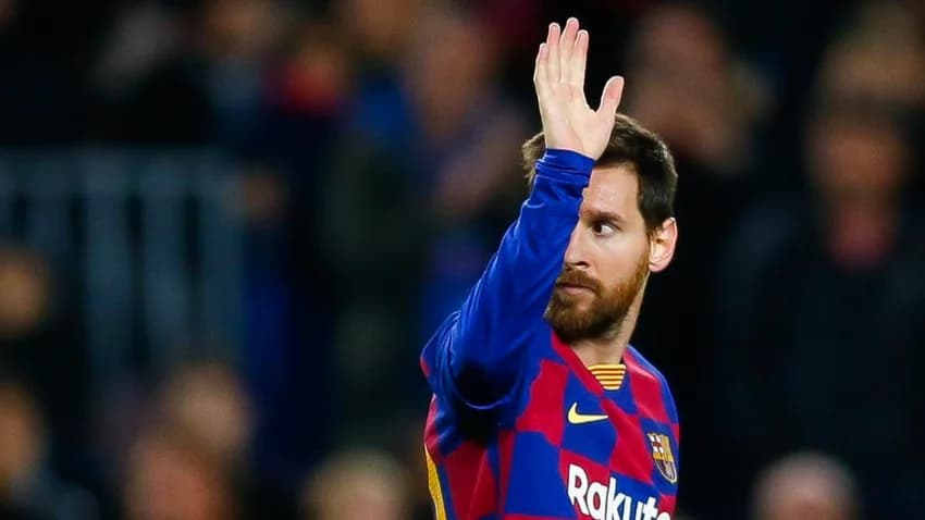 بعد 20 عاما من النجومية.. الأرجنتيني العالمي ليونيل ميسي يغادر "برشلونا"