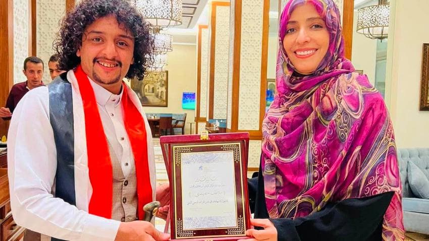 قدرها 10 آلاف دولار.. توكل كرمان تكرّم الفنان ملاطف بدرع وجائزة مالية