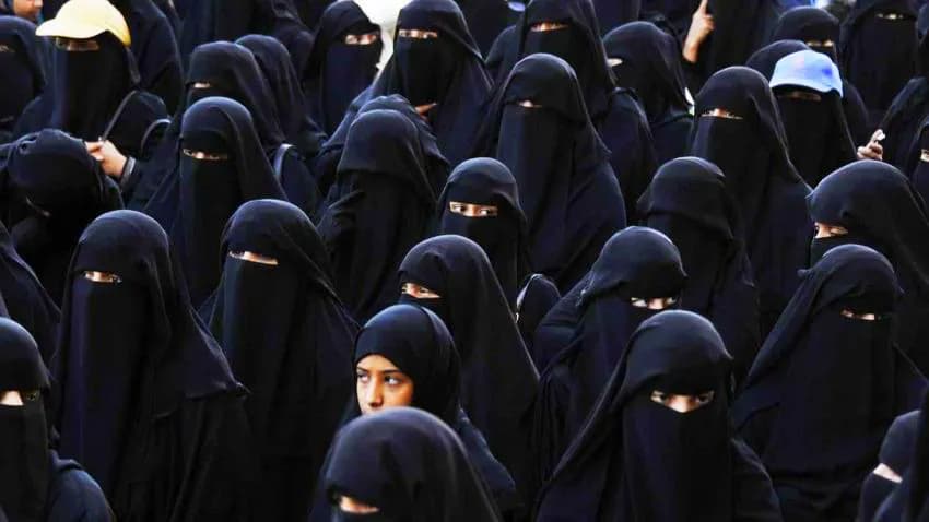 على خطى طالبان .. هكذا يفرض الحوثيون القيود لقمع النساء في مناطق سيطرتهم
