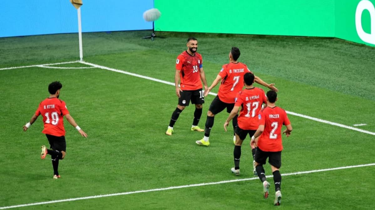 مصر تضع قدما في دور الـ32 بكأس العالم بفوز تاريخي على نيوزيلندا