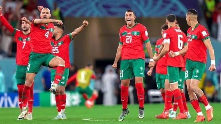 المغرب يعبر إلى ثمن النهائي وسط احتفالات عارمة.. وباراغواي تقصي ألمانيا في أبرز مفاجآت المونديال